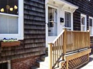 551 Green St APT 6, Cambridge, MA 02139