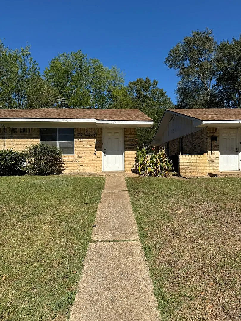 616 Jeanette — Photo 1