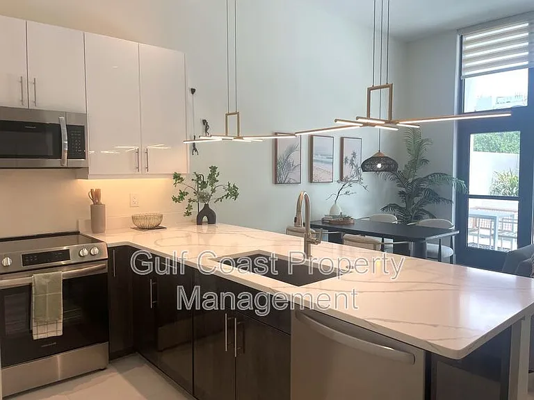 1558 4th St #208 — Photo 10