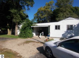 1402 W Elm St, Mount Pleasant, MI 48858