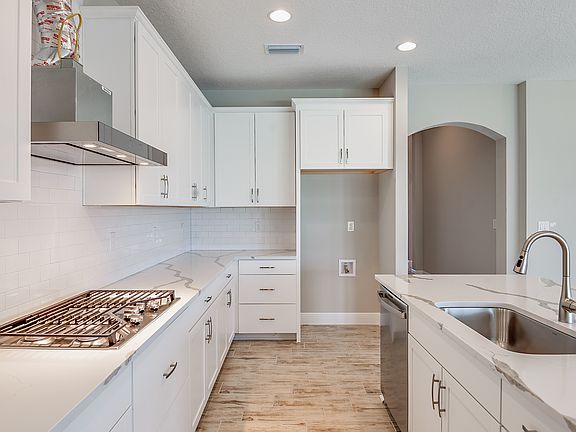 Sandpiper Coastal White Design Collection Interior