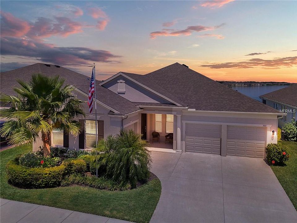 1st image of 303 Blue Cypress Dr