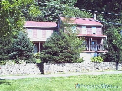 2nd image of 1205 Conestoga Blvd