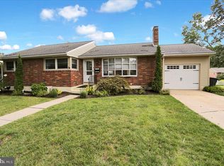 7 Vista Rd, Wyomissing, PA 19610