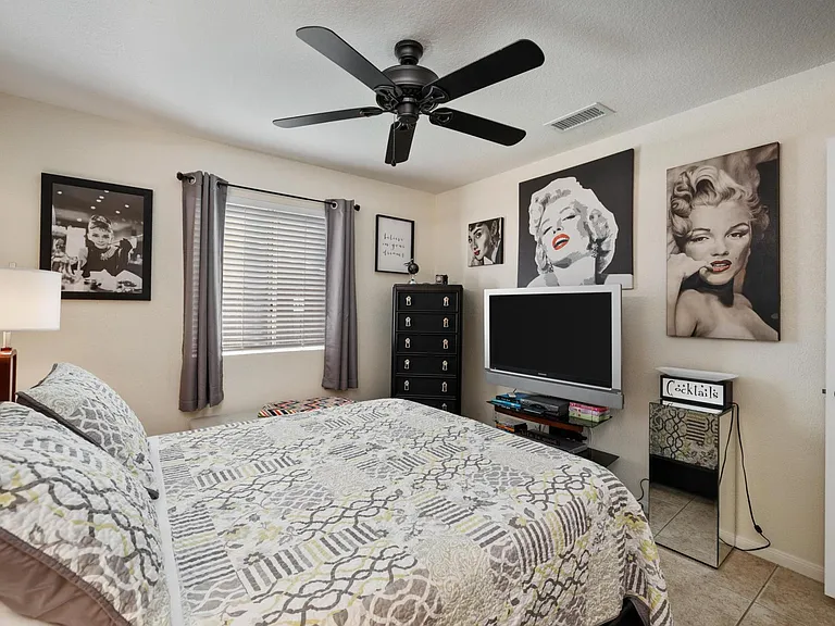 53390 Avenida Navarro — Photo 13