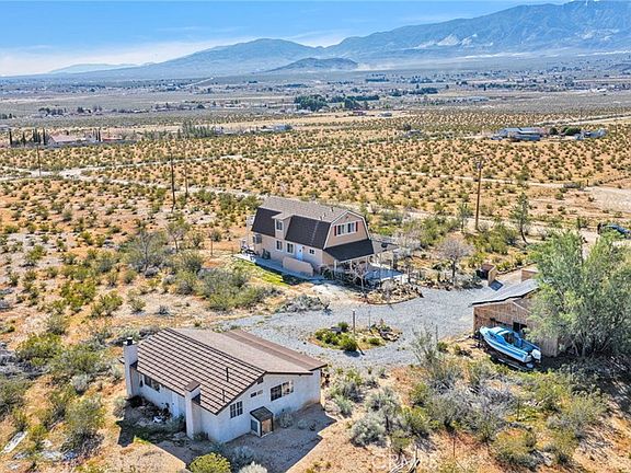 2nd image of 31420 Rabbit Springs Ln