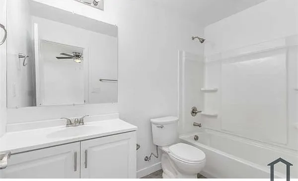 200 Gompers Cir — Photo 11