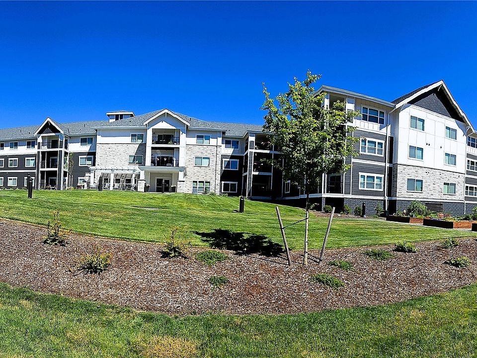 1st image of 1520 Palomino Drive SE #210
