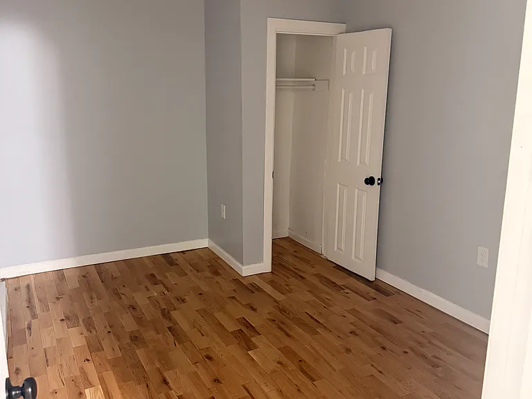 452 15th Ave #2 — Photo 1