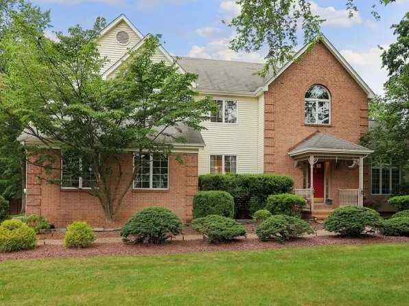 16 Van Deripe Rd, Hillsborough Twp., NJ 08844