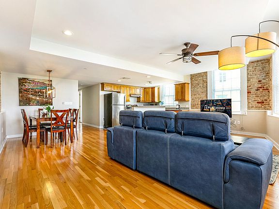 4th image of 237 N Peters St #301