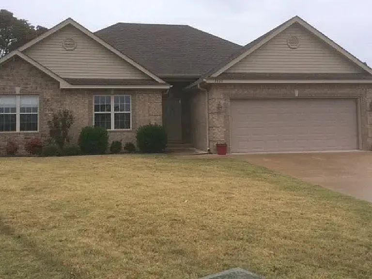 2600 Gallaway Cv — Photo 3