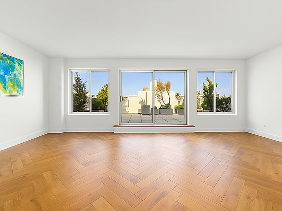 3rd image of 220 W 148th St #Phb