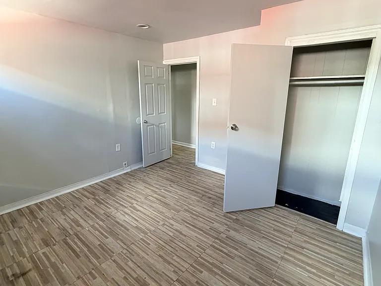 6030 Greenway Ave — Photo 25