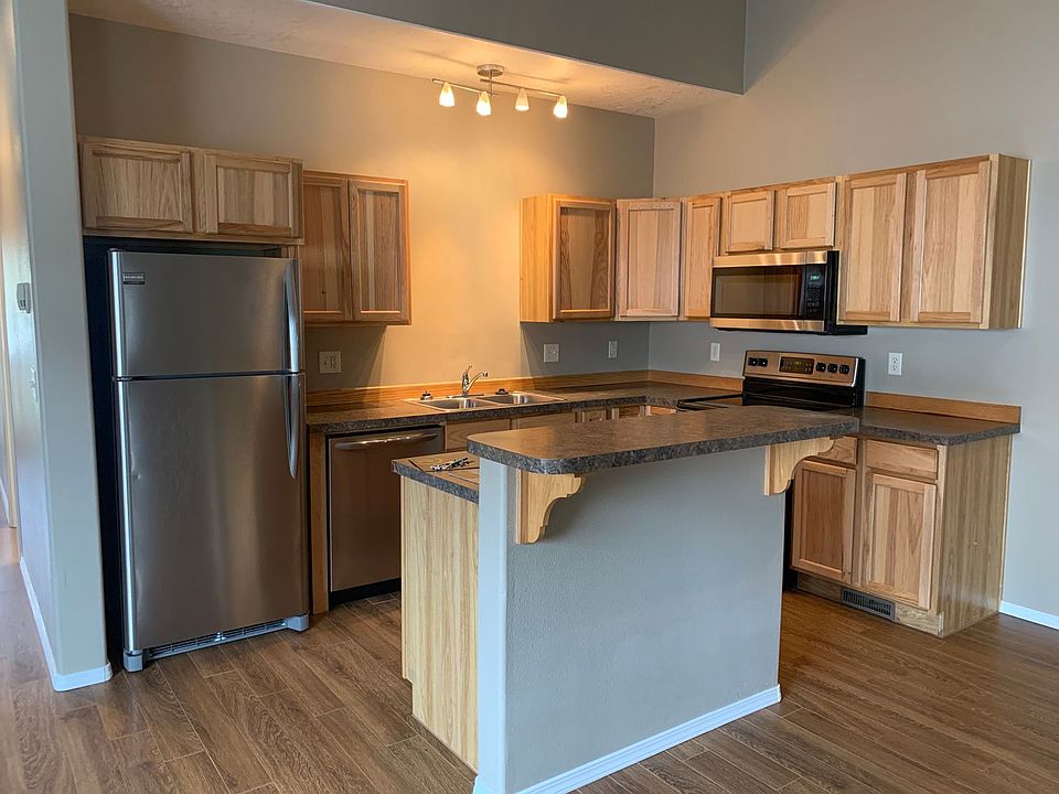 1st image of 16687 Shaw Pine Ct