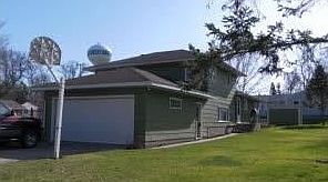 4th image of 813 1st St SE