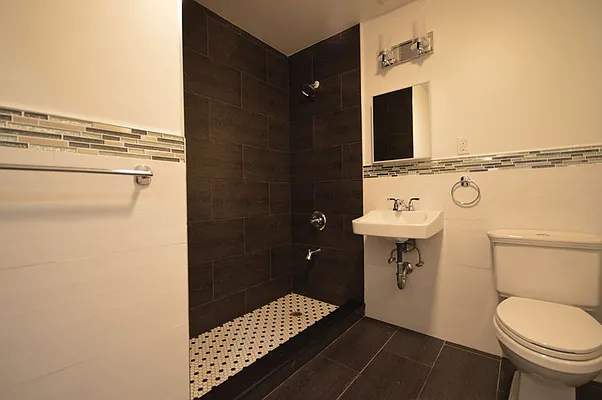 Rented by Voro, LLC | media 3