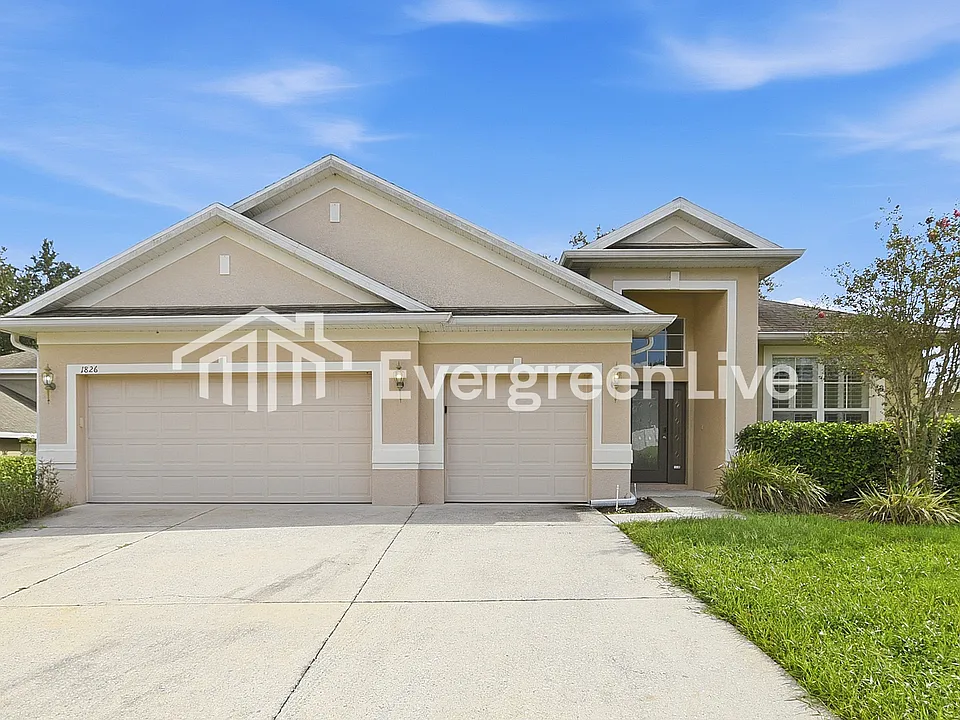 1826 Palmerston Cir