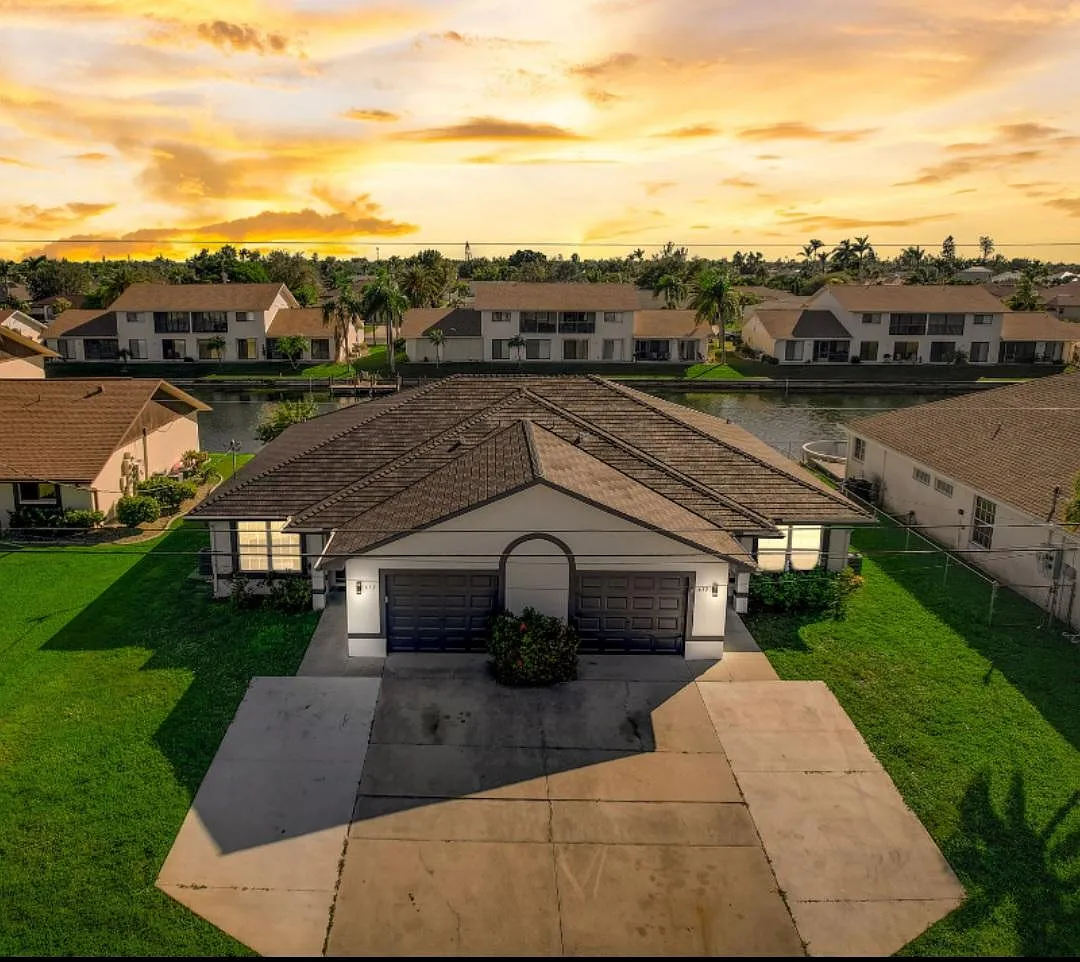 3 bed, 1300 sqft, $1,750 — Photo 1