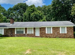 6 Ten Acres Rd, Laurel, MS 39443