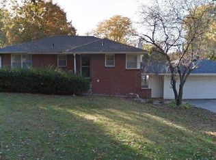 1141 S 44th St, Lincoln, NE 68510
