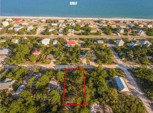 981 W Pine Ave, Eastpoint, FL 32328