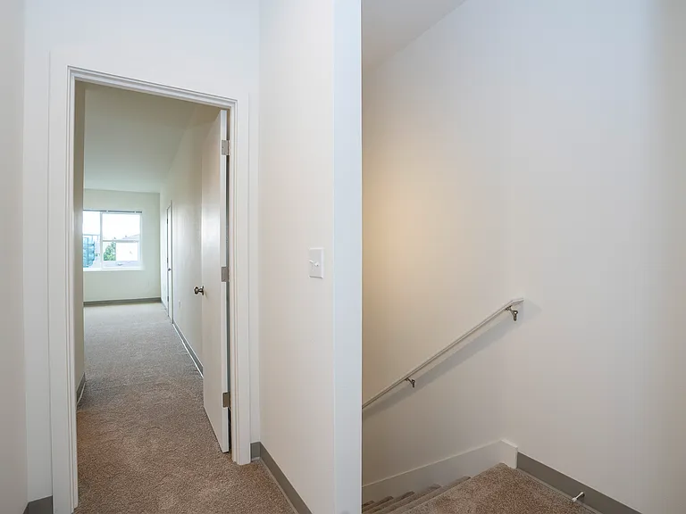 11208 Kline St SW #J-4 — Photo 19