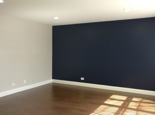 1804 Bromley Ct, Schaumburg, IL 60194