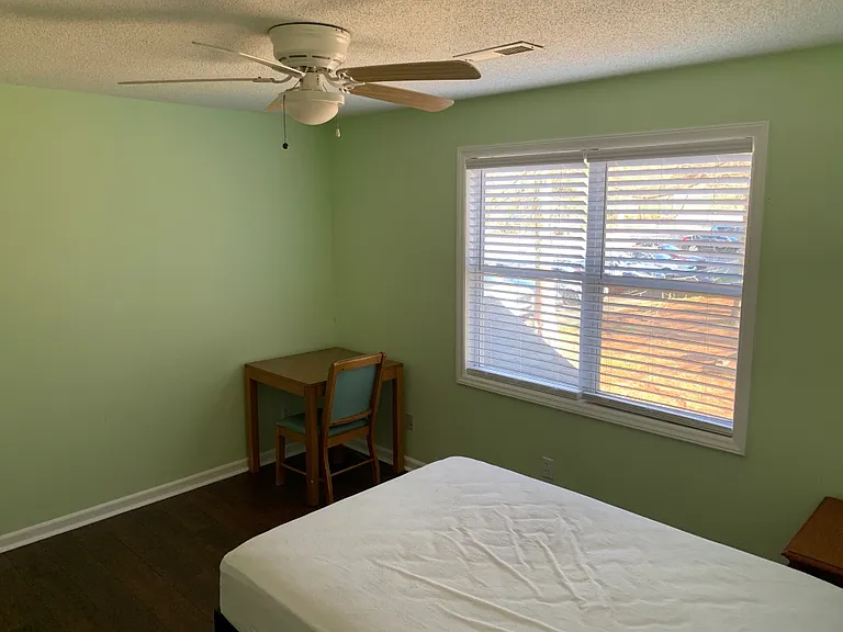1130 Carlton Ave #203 — Photo 6