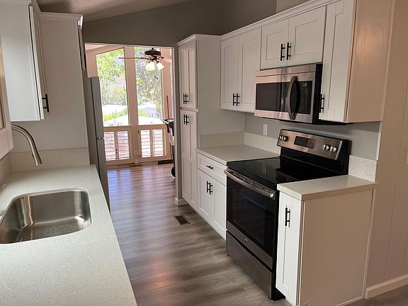 5th image of 8975 Lawrence Welk Dr Space 280