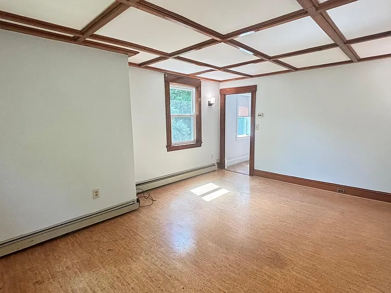 10 Mellen St #10 — Photo 2