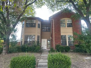 2244 Arbor Creek Dr, Carrollton, TX 75010