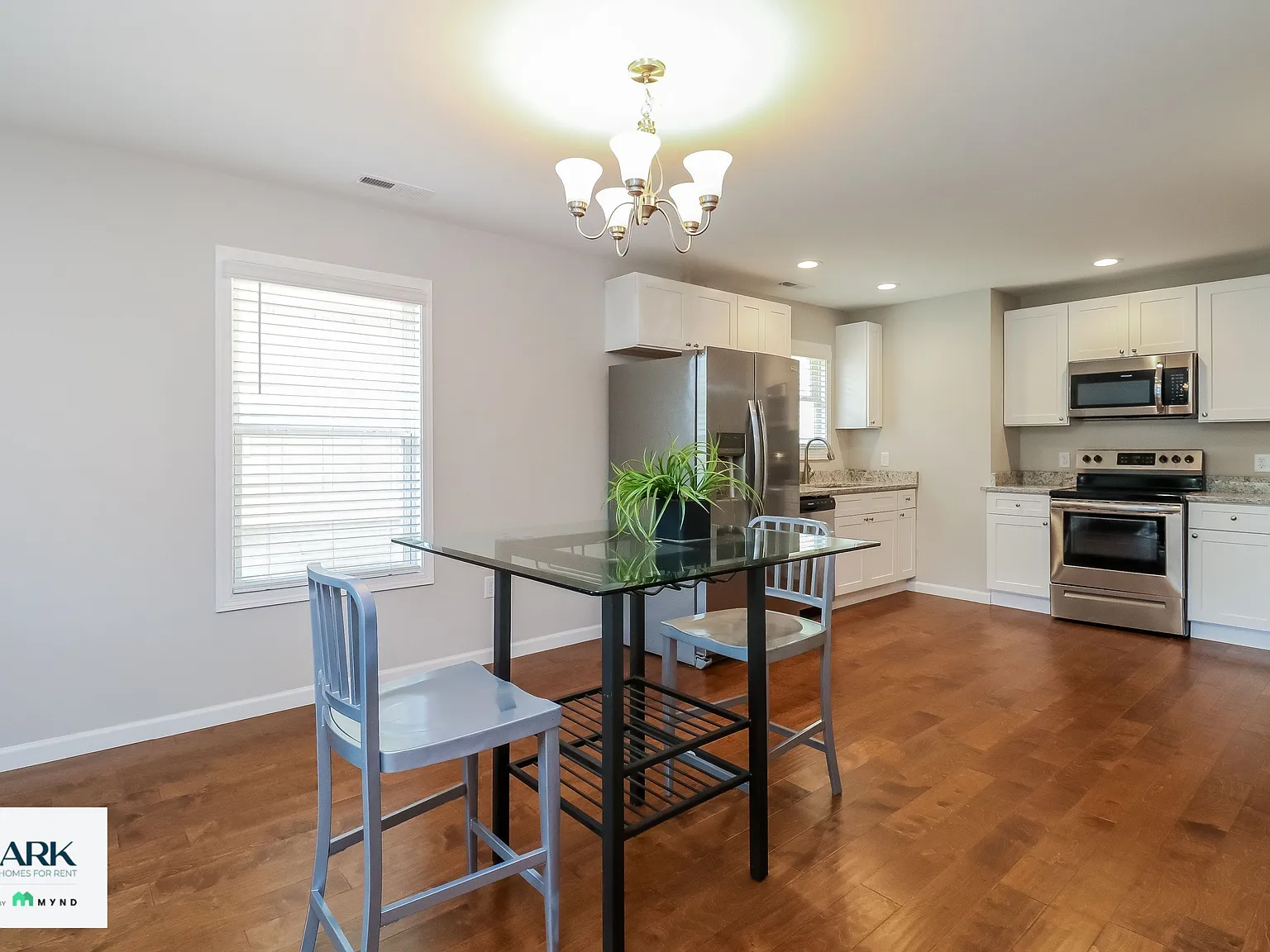 4 bed, 3.0 bath, 1746 sqft, $2,475 — Photo 4