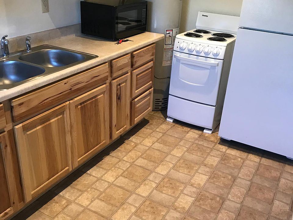1st image of 917 W Apache St APT C