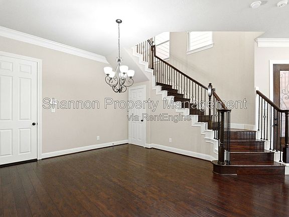 5th image of 5642 Petty St APT A