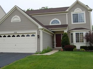 533 Rose Ln, Bartlett, IL