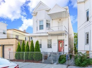 53 Victor St, Yonkers, NY 10701
