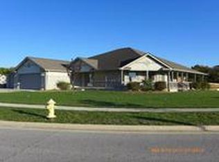1780 Tuscarora Dr, Grove City, OH