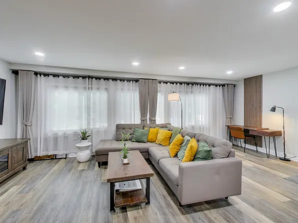 506 Forest Ave #2, Oak Park, IL 60302