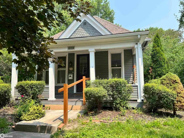 303 E Briggs Ave, Fairfield, IA 52556