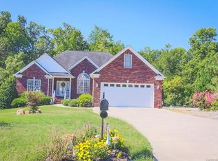 561 Weyburn Dr NW, Concord, NC 28027