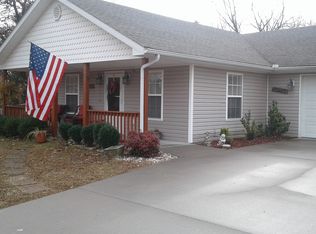 1001 W Ewing St, Nevada, MO 64772