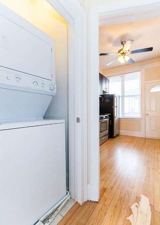 1st image of 3056 N Greenview Ave #2A