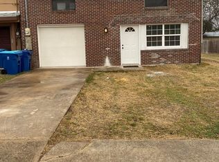 518 Peterson Dr, Kerrville, TX 78028
