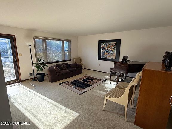 3rd image of 147 Colonial Drive