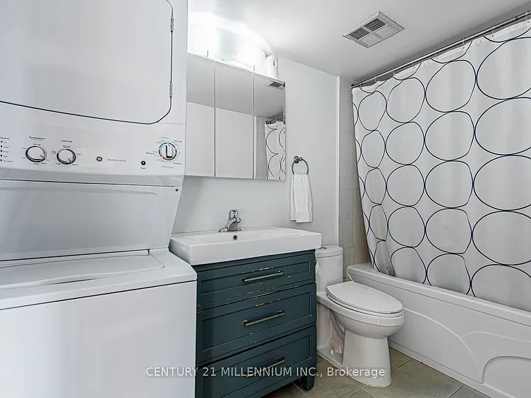 3077 Weston Rd #807 — Photo 16