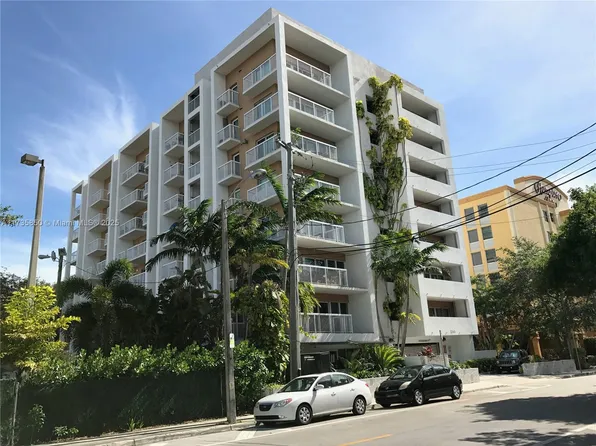 2740 SW 28th Ter APT 602, Miami, FL 33133