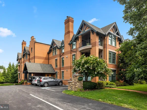 115 E Montgomery Ave #2-B, Ardmore, PA 19003