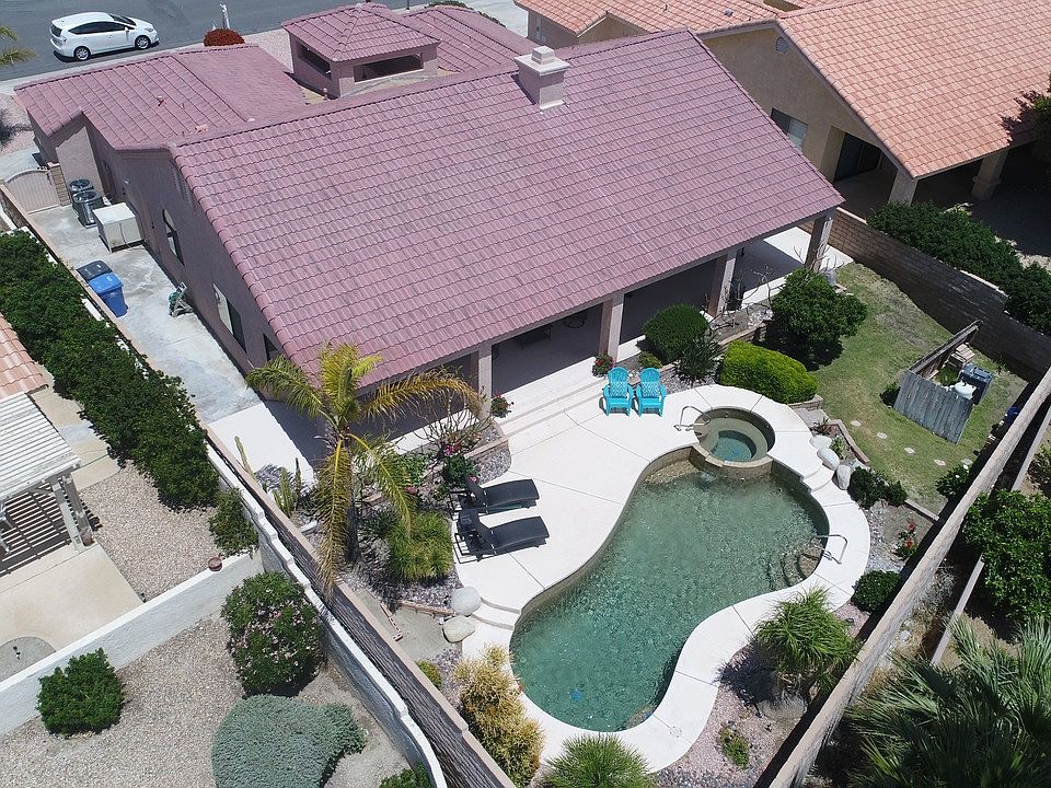 1st image of 9021 Warwick Dr