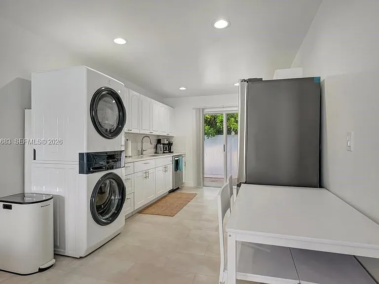 1319 SW 30th St #A — Photo 11